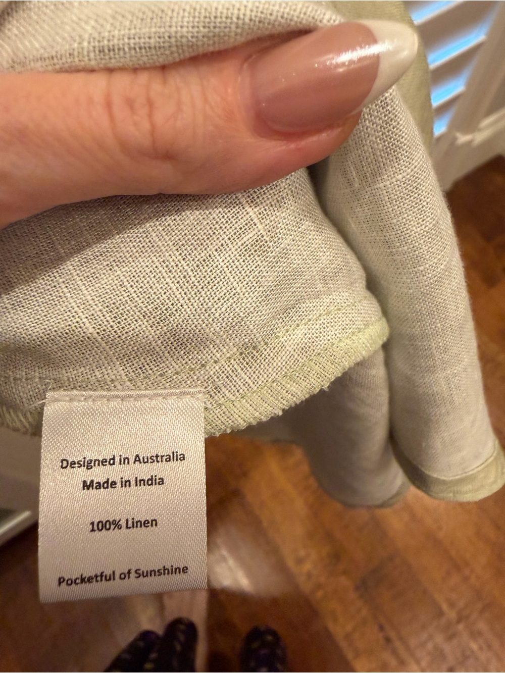 Like new Palm Noosa linen Sage Green Floral Maxi Dress. Size small - Picture 7 of 8
